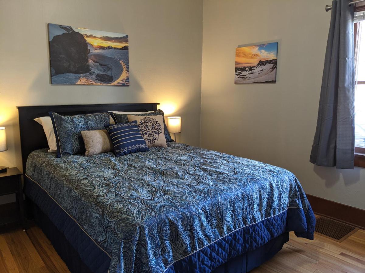 The Lewis House-Upper Level-A Peaceful Spot! Διαμέρισμα Laramie Εξωτερικό φωτογραφία